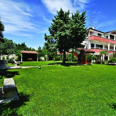 2 Bedroom Beautiful Apartment In Savudrija