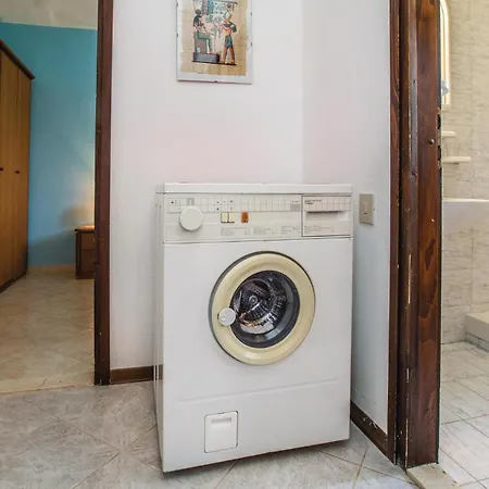 2 Bedroom Beautiful In Savudrija